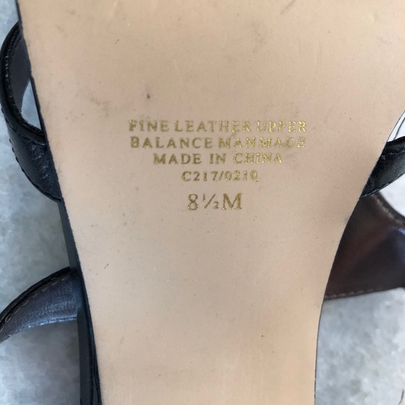 Ann Marino Heels - Picture 4 of 7